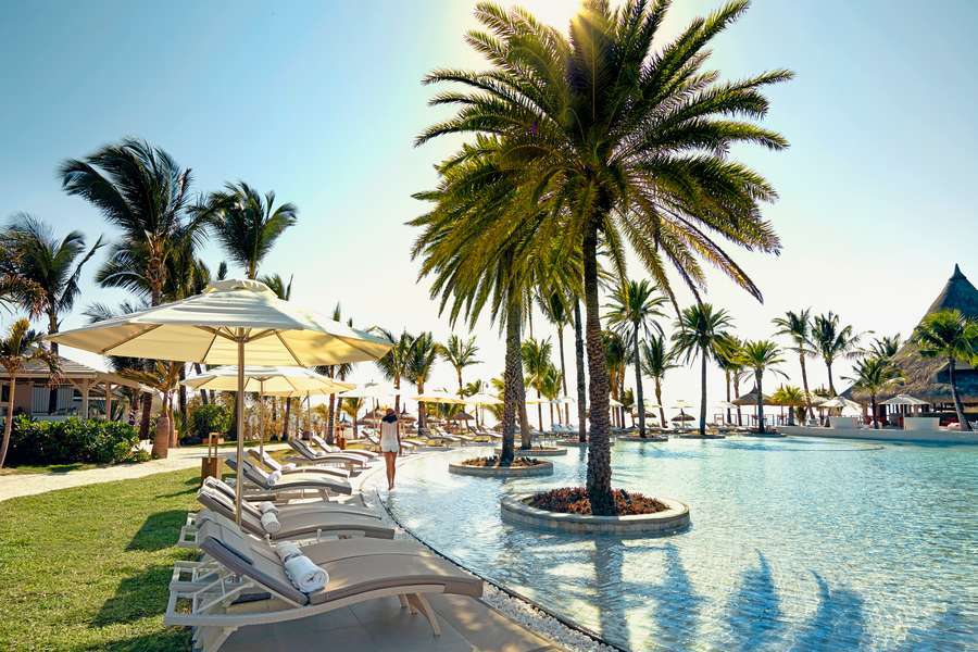 LUX_Belle-Mare-Resort_Mauritius-02.jpg  